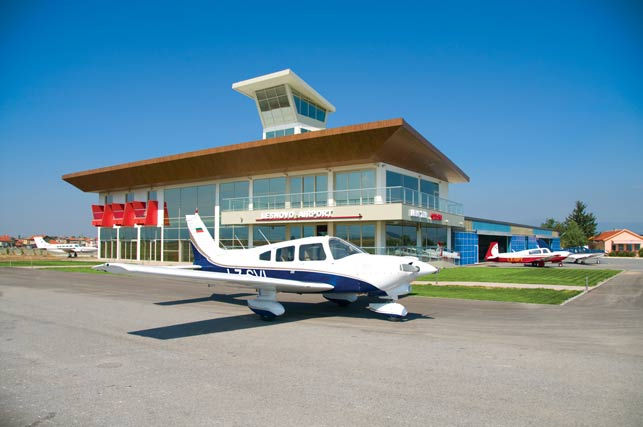 Lesnovo Airport