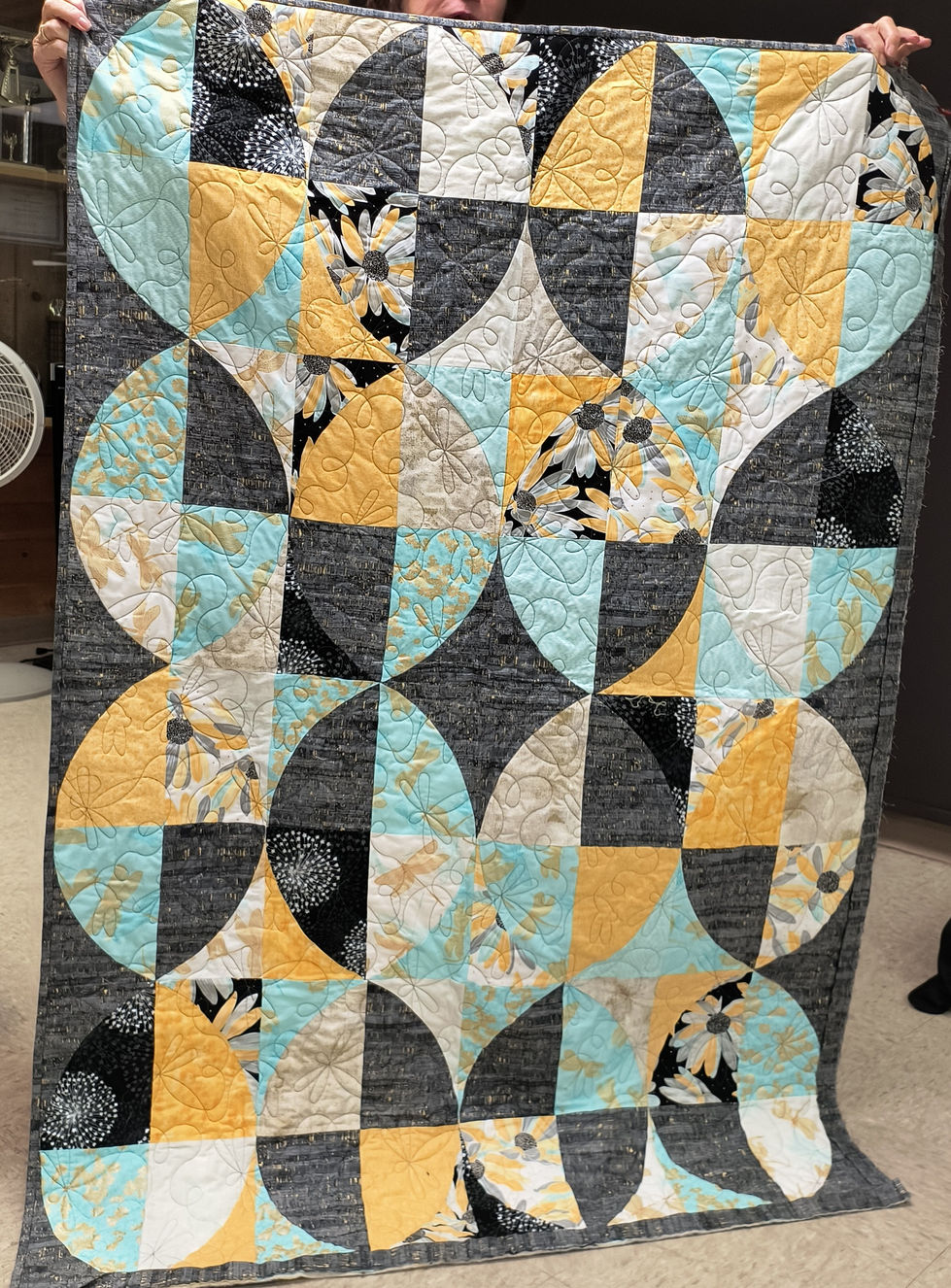 2026Aug_SnT_Cathy_curves class from Quiltagious