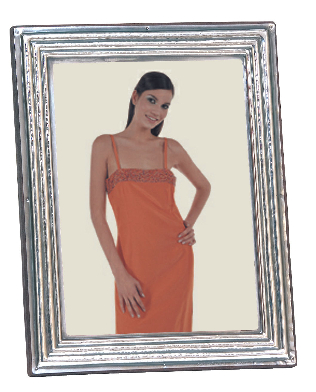 Art. 81 Cornice  inglese stretta