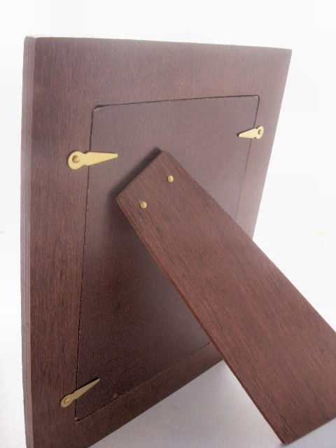 Miniatura: Art. 17 Cornice nastro largo