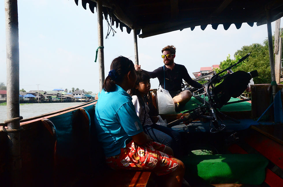 On the way to Ko Kret Island