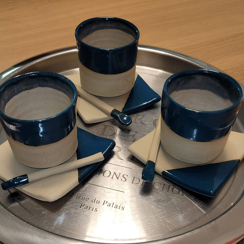 Miniature : ensemble tasse et soucoupe en gres bleu canard