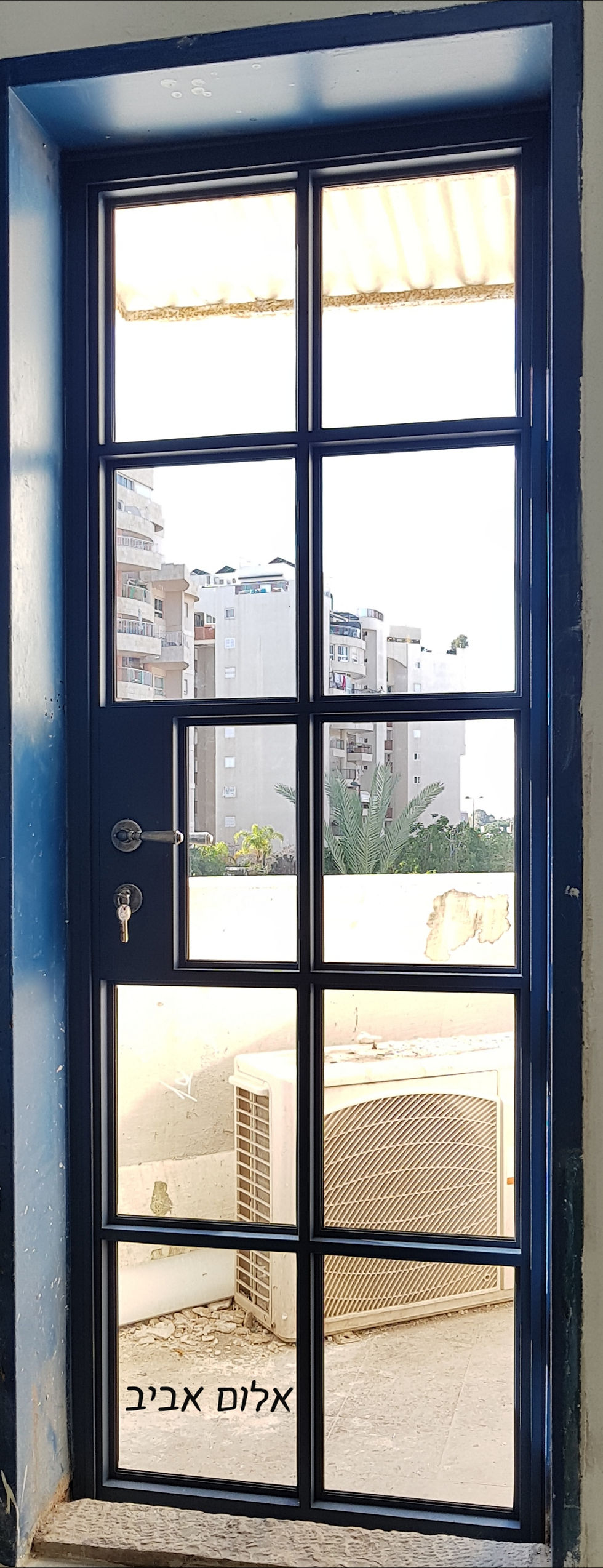 דלת בלגית אלום אביב