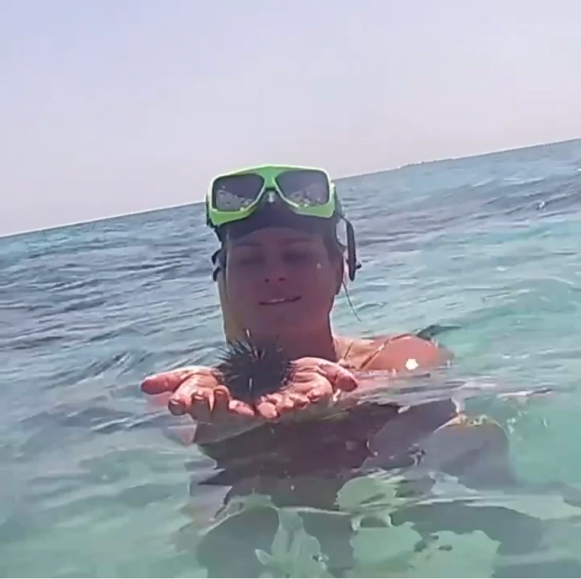 Rosanna Stevens snorkelling in the Belize Barrier Reef 