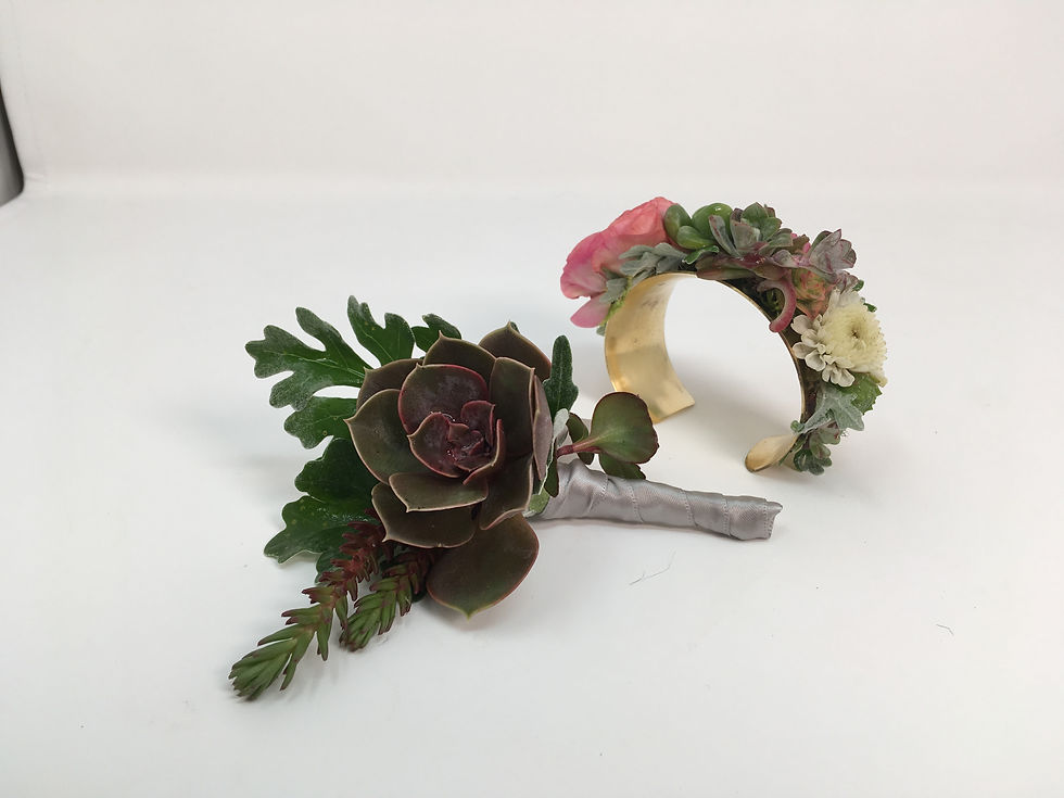 Thumbnail: Prom Corsage and Boutonnière Set