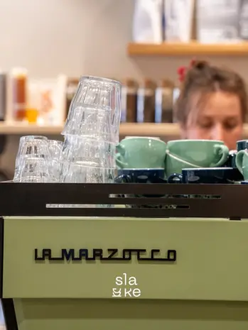 café de spécialité Lyon Slake espresso barista latte art