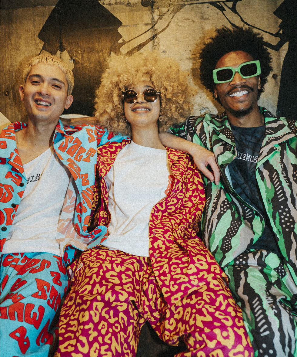 サムネイル： Geometric Pattern Shirt