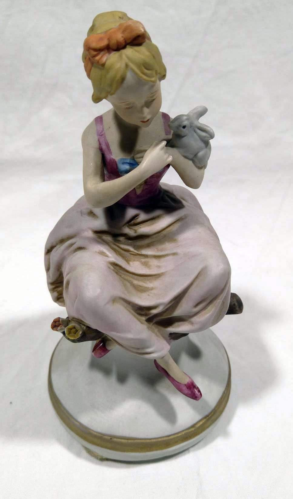 Ceramica Capodimonte  - Ragazza