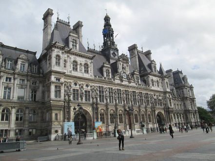 4_Paris_City Hall.jpg