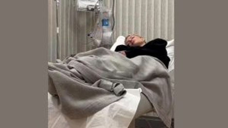 Ünlü Şarkıcı Halsey, Hastalığını Açıkladı