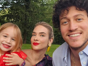 Müge Boz ve Caner Erdeniz Türkiye’yi Terk Ediyor