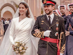 Prens Hüseyin, Bebeğiyle Aynı Gün Doğan Bebeklere Altın Dağıttı