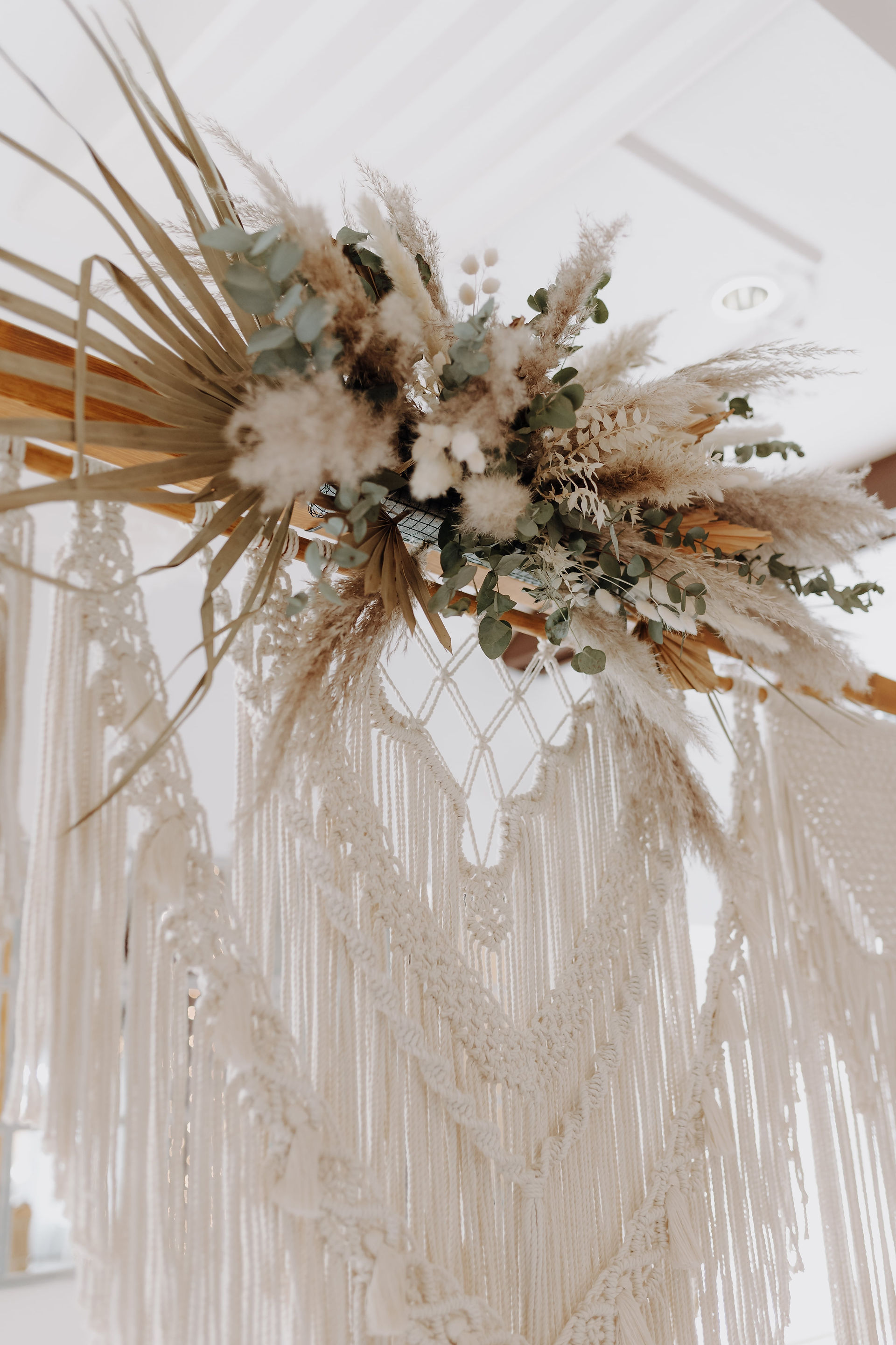 Hochzeit Boho Glam Trockenblumen Traubogen