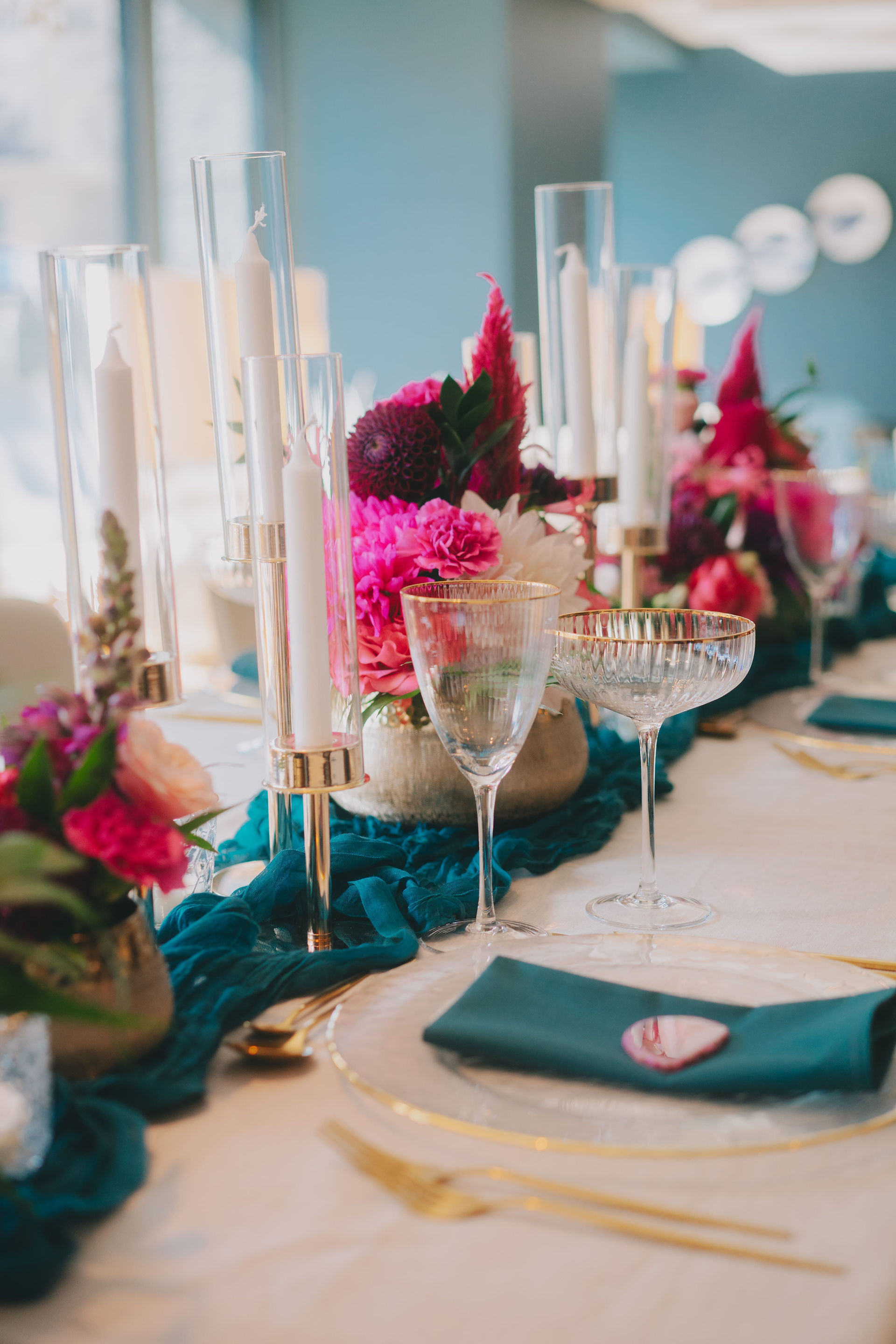 Hochzeit Magenta Tischdeko