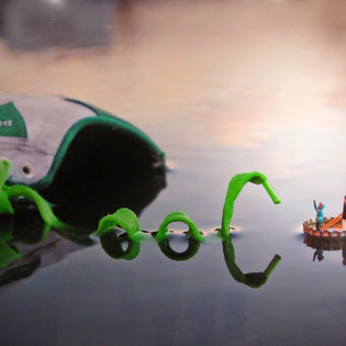 Slinkachu_Little_People 2012.jpg