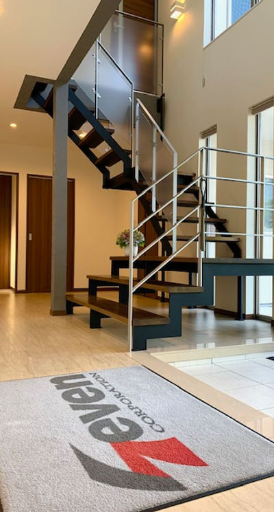 セブンコーポレーション宣材写真