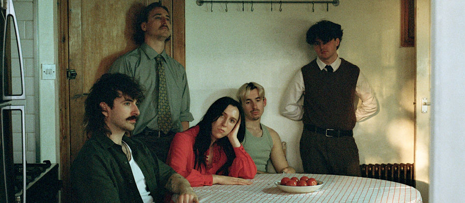 Dog Race Share New Single 'The Leader'