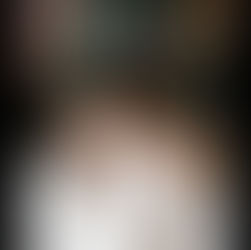 La Dea dell’Ottica e l’Arte di Essere Visti