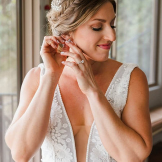 Bride beofre her sunset cliffs ceremony