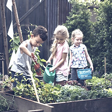 Children%20in%20the%20Garden_edited.jpg