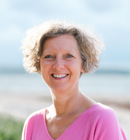 Melanie Dewanger porträt