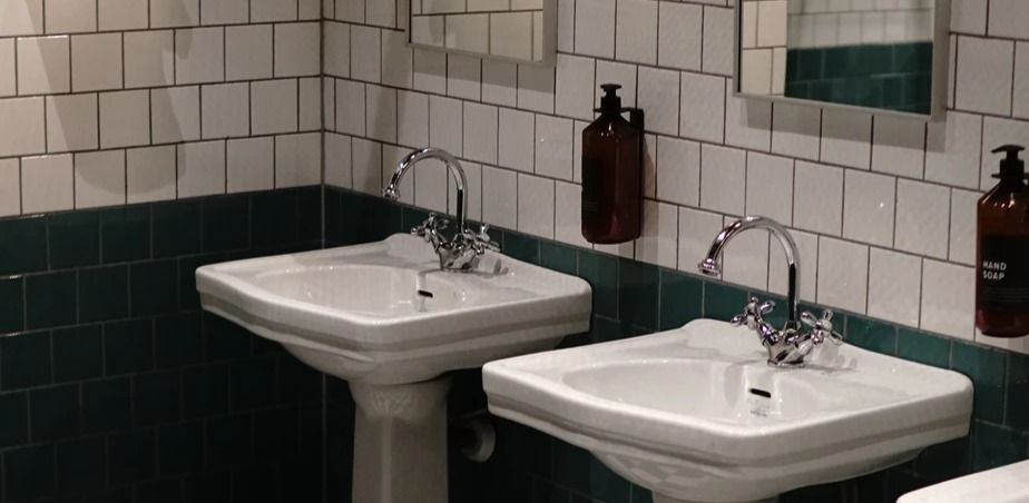 Controle de idas ao banheiro, por parte do empregador, pode gerar obrigação de indenizar