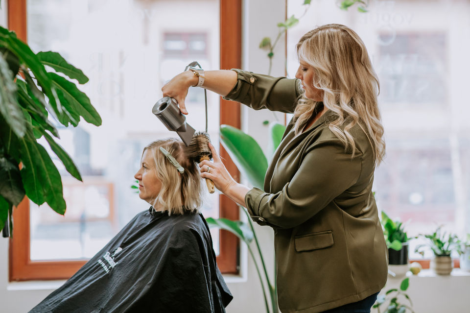 Hair and makeup artist Aliscia Morin in Banff Alberta