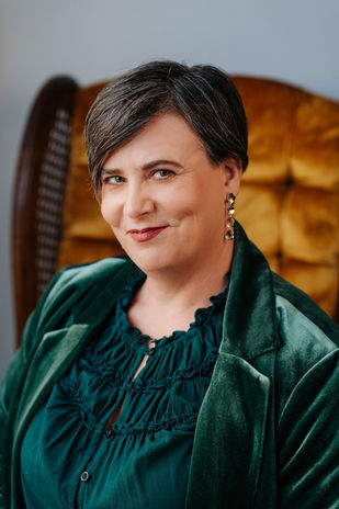 Professional headshot photography by Ampersand Grey.