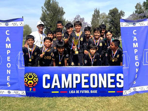 Campeones del Cuadrangular de Pascua.