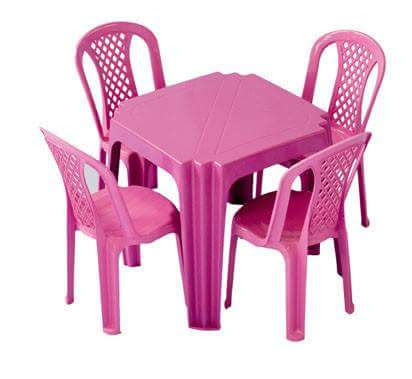 Thumbnail: Conjunto Infantil Mesa com 4 Cadeirinhas.