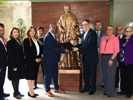 Consejo Directivo de la Universidad Mesoamericana, Decanatura Facultad de Ciencias Humanas y Sociales junto con autoridades de la Escuela de TeologÃa, Biblia y Pastoral Santo Tomás de Aquino