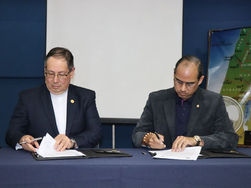 Firma de convenio entre Universidad Mesoamericana y CFP