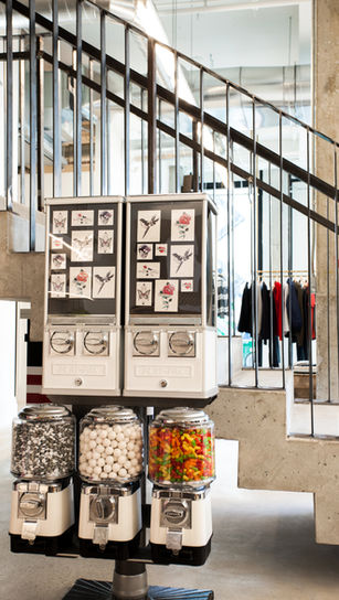 MDD_1_Interior_LL_Accessories_Candy Machine.jpg