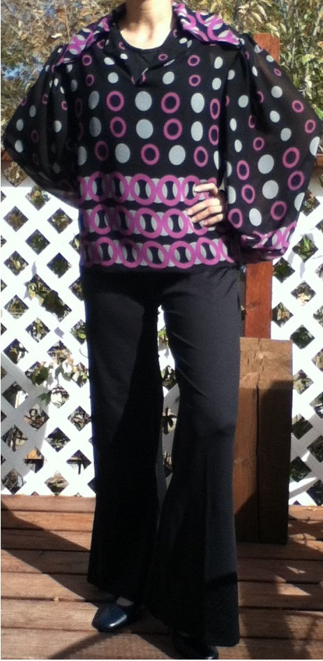 Thumbnail: Balloon Blouse /w Bell Bottom Pants