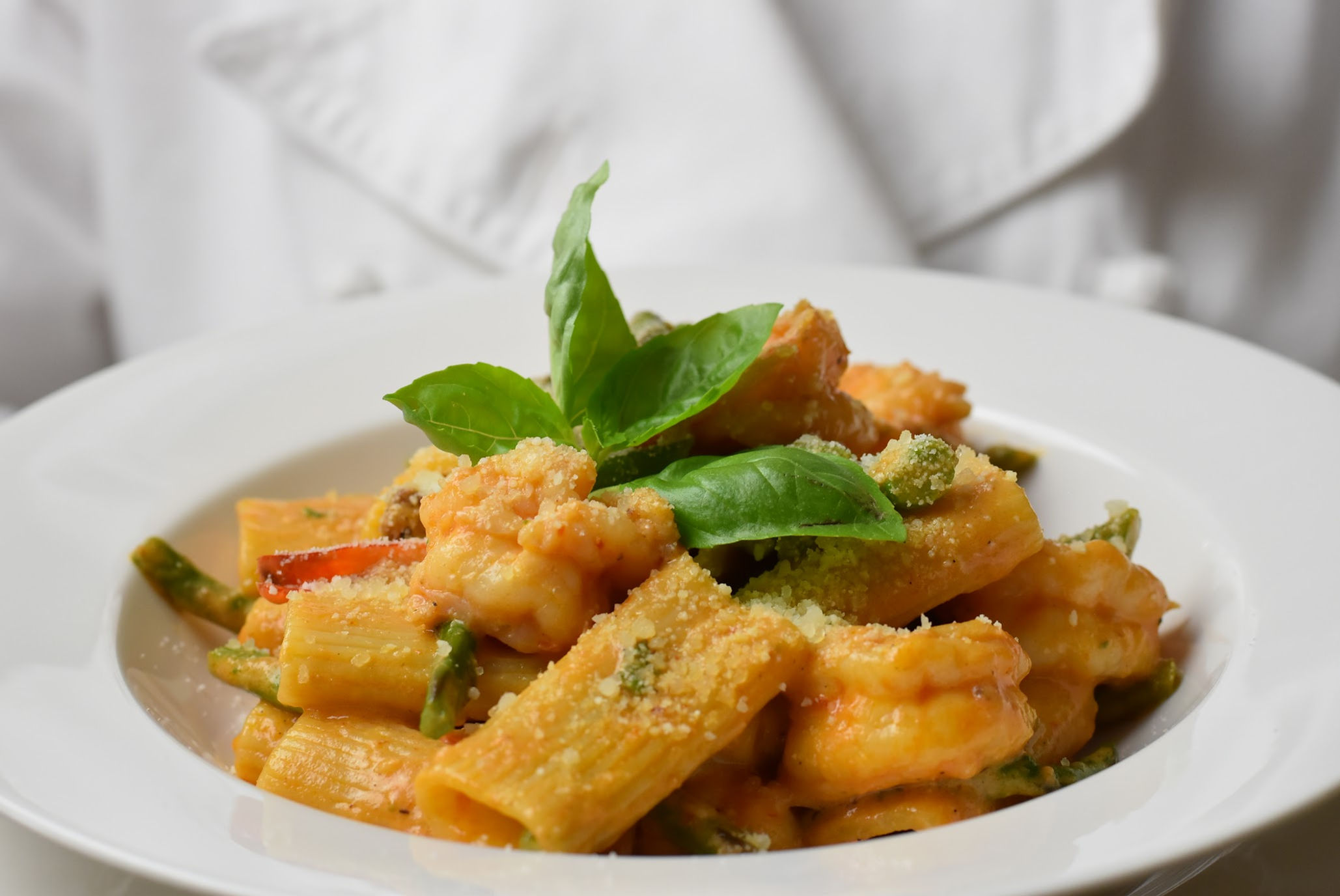 Rigatoni alla Vodka con Prosciutto Gamberi e Asparagi