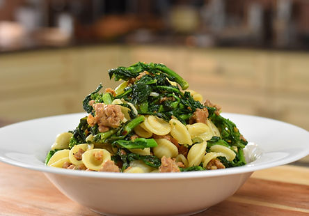 Broccoli Rabe con Salsiccia e Orecchiette