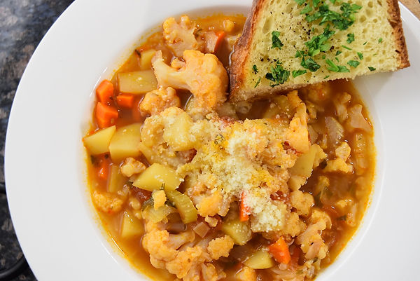 DSC_0245 (1)_edited.jpg