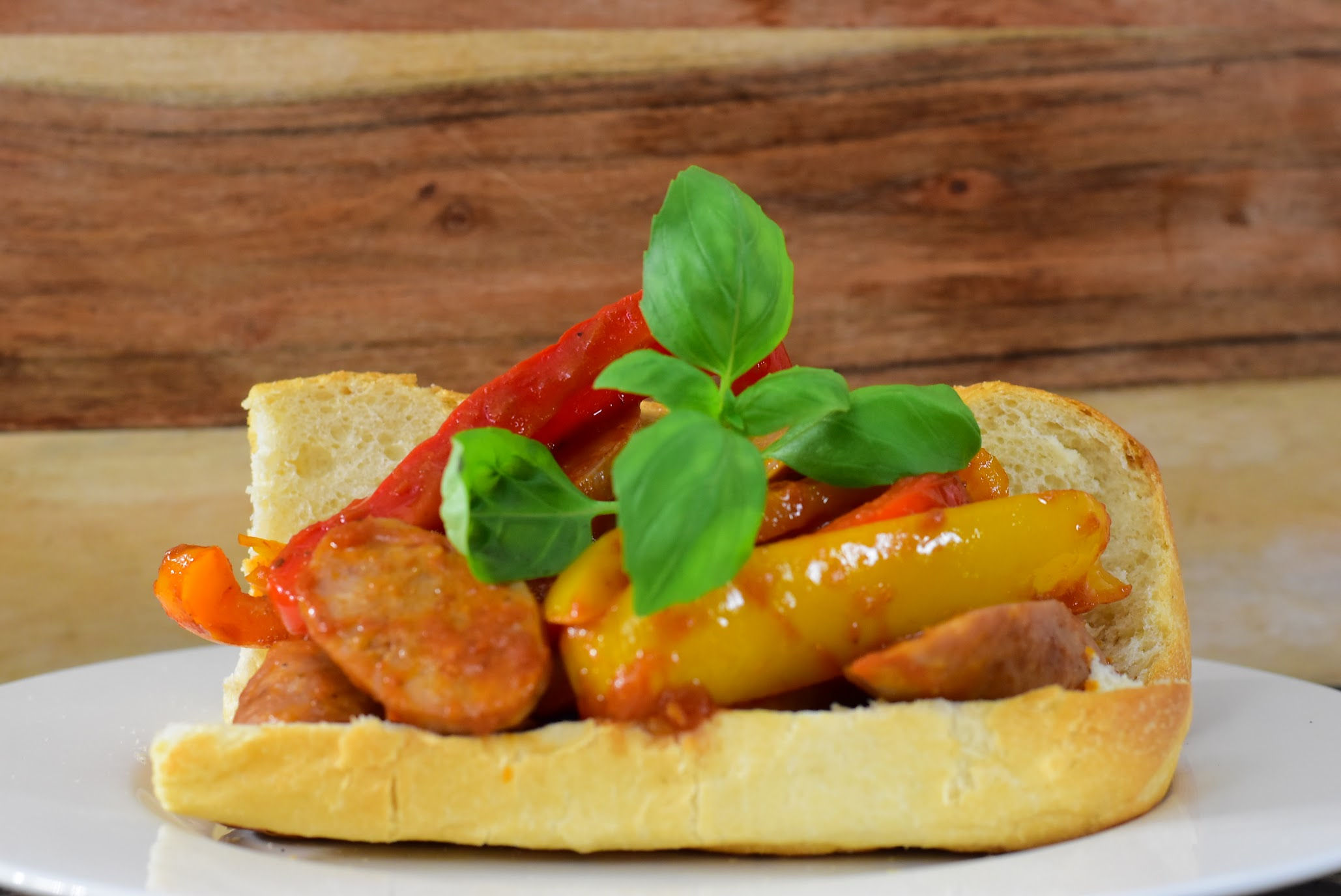 Salsiccia con Peperoni Cipolla