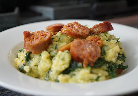 Polenta con Cavolo e Salsiccia