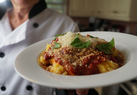 Polenta con Salsa di Cipolla e Pomodori