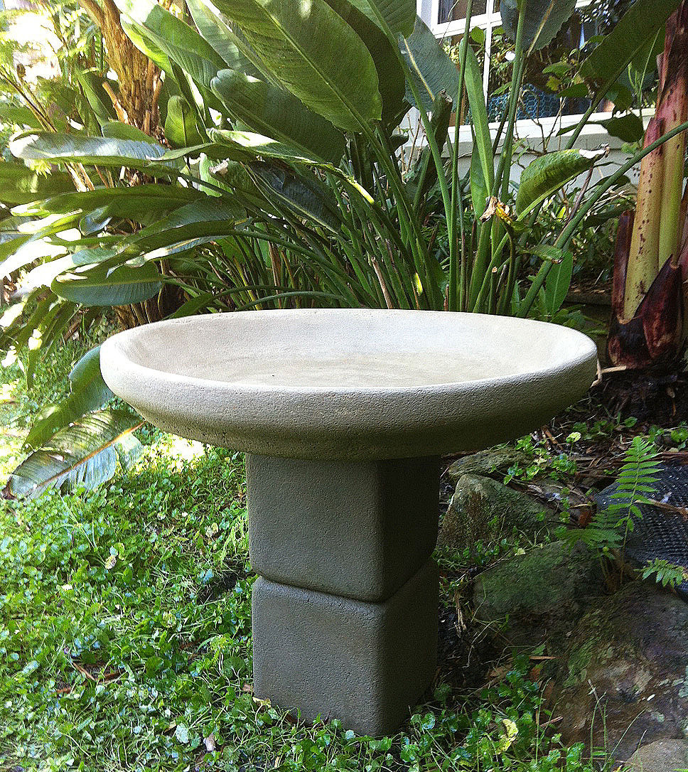 CUBICO GARDEN DECOR