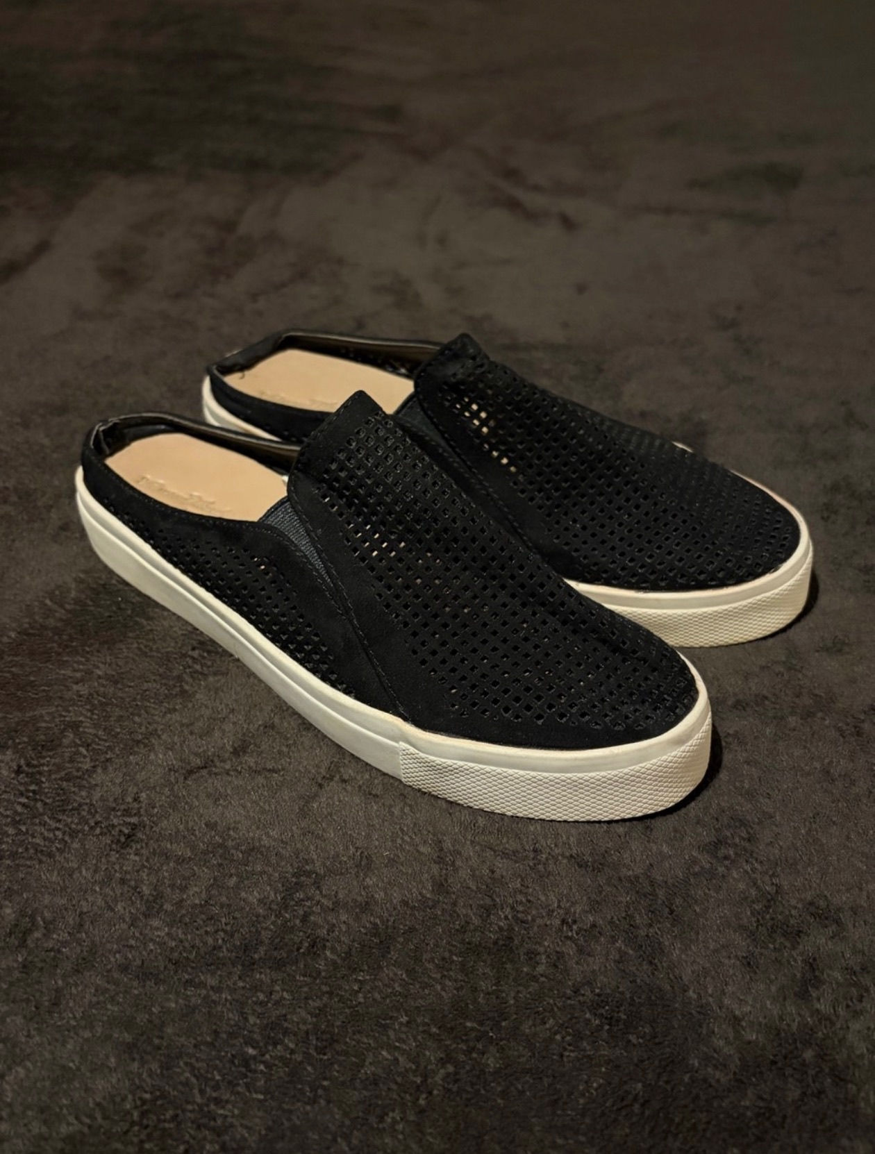 Universal Thread Suede Mule