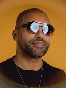 Interview: Getting To Know Lisbon-based Afro Tech Artist MAMöro