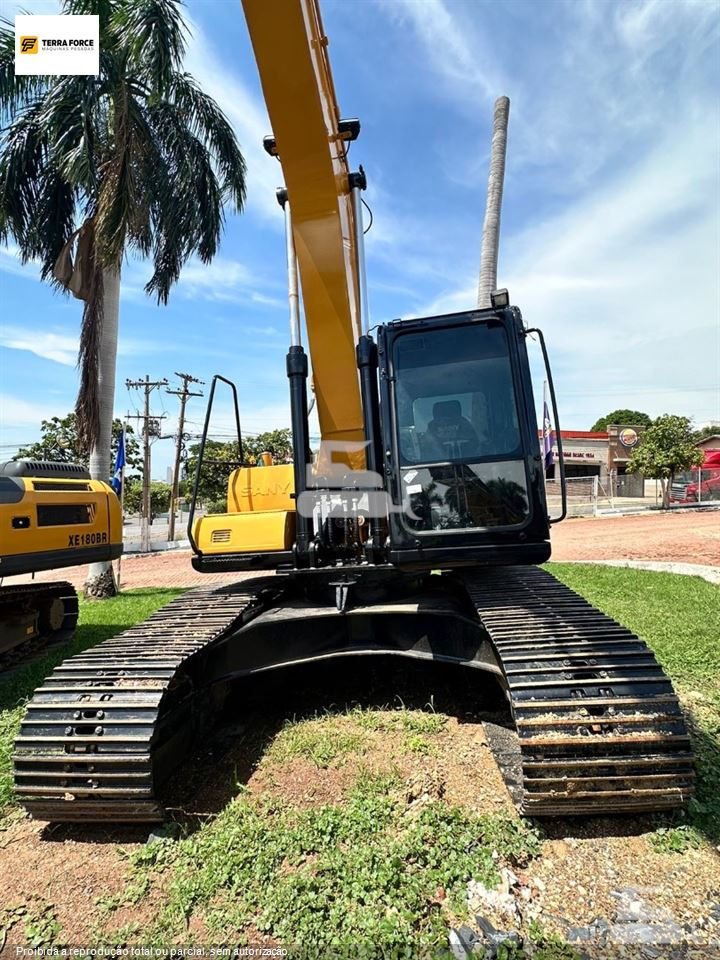 Escavadeira em Campinas
