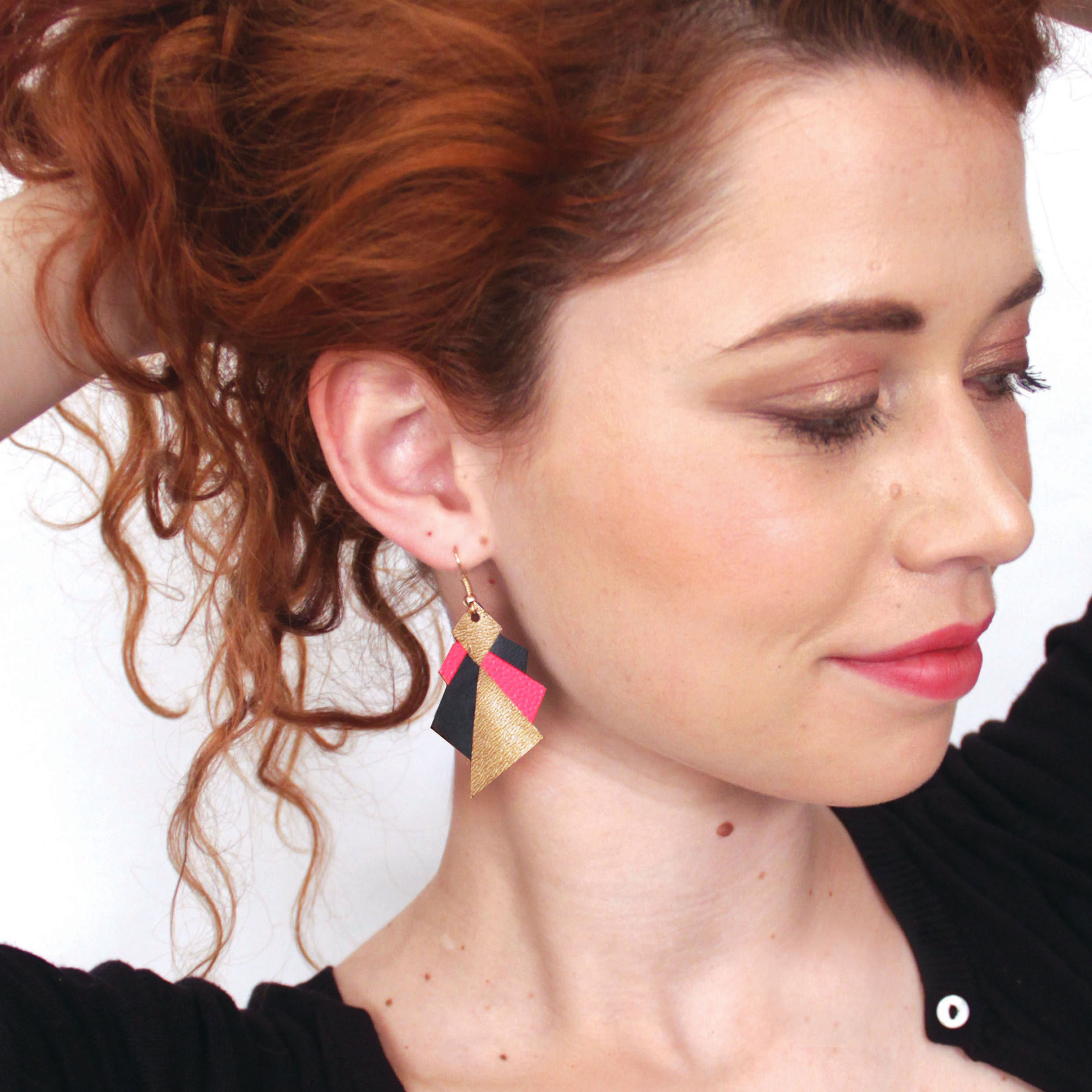 Boucles d'Oreille Flo-doré (rose fluo)