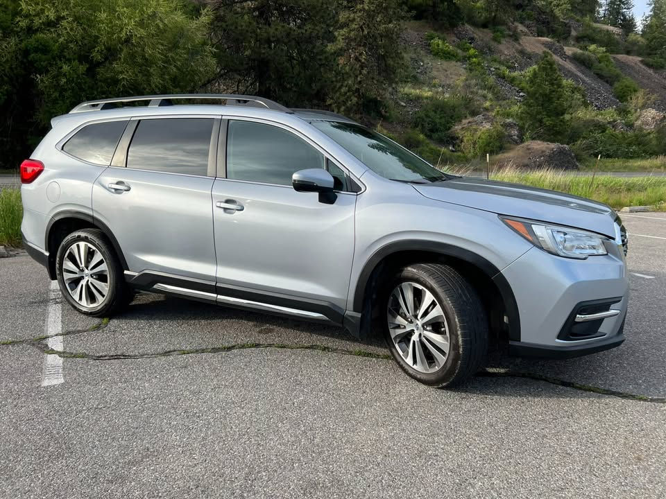 2020 Subaru Ascent Limited 4DR Utility only 48kMI!