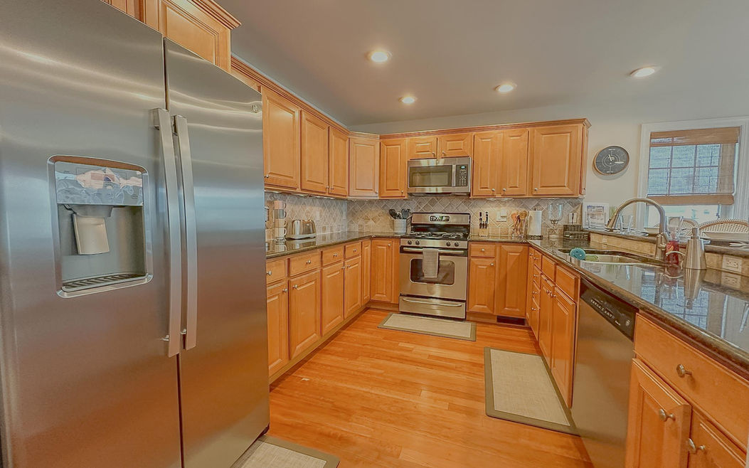 Large kitchen in SIC rental house