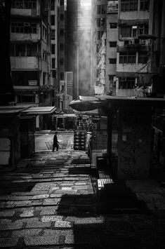 Anthony Chan - "City's Geometry -01"