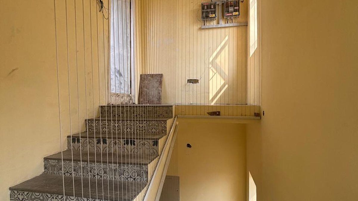 staircase invisible grill – Essential Guide to Staircase Safety with Invisible Grill Installation in Chennai