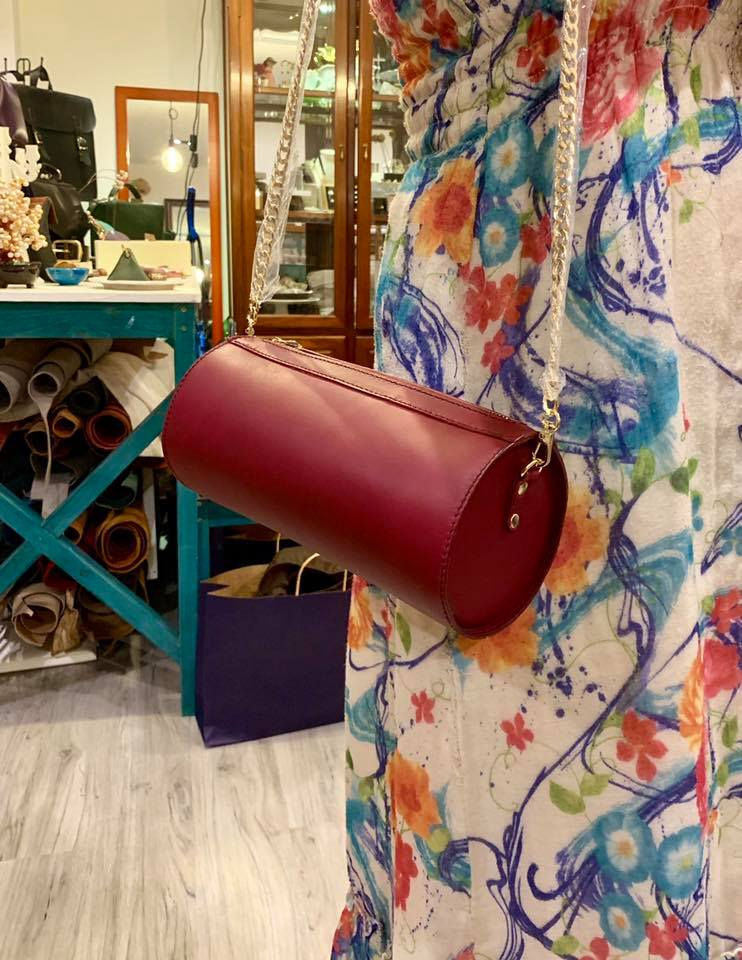 Thumbnail: 《Cilindro》Leather Cylinder Bag - Burgundy Color